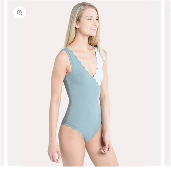 Marysia two tone canyon point scalloped swimsuit - Picture 3 of 8